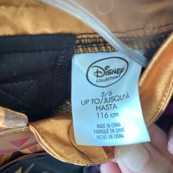 Disney Purple girls  Cape with Black Accents. - Picture 7 of 16